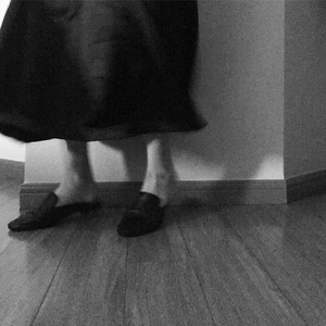 邻居大爷掏出来又粗又长小说
