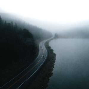 邻居大爷掏出来又粗又长小说
